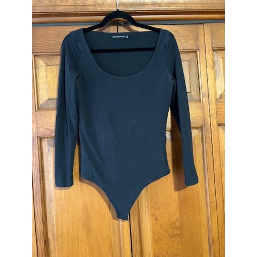 Abercrombie & Fitch Women's Long Sleeve Bodysuit Black Scoop Neck Top Size L - Picture 2 of 11